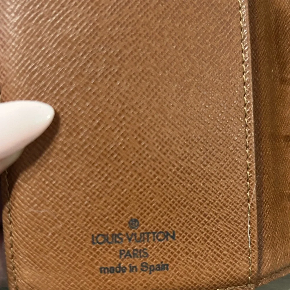 SOLD Louis Vuitton Monogram Agenda PM/Passport Holder - Picture 2 of 9